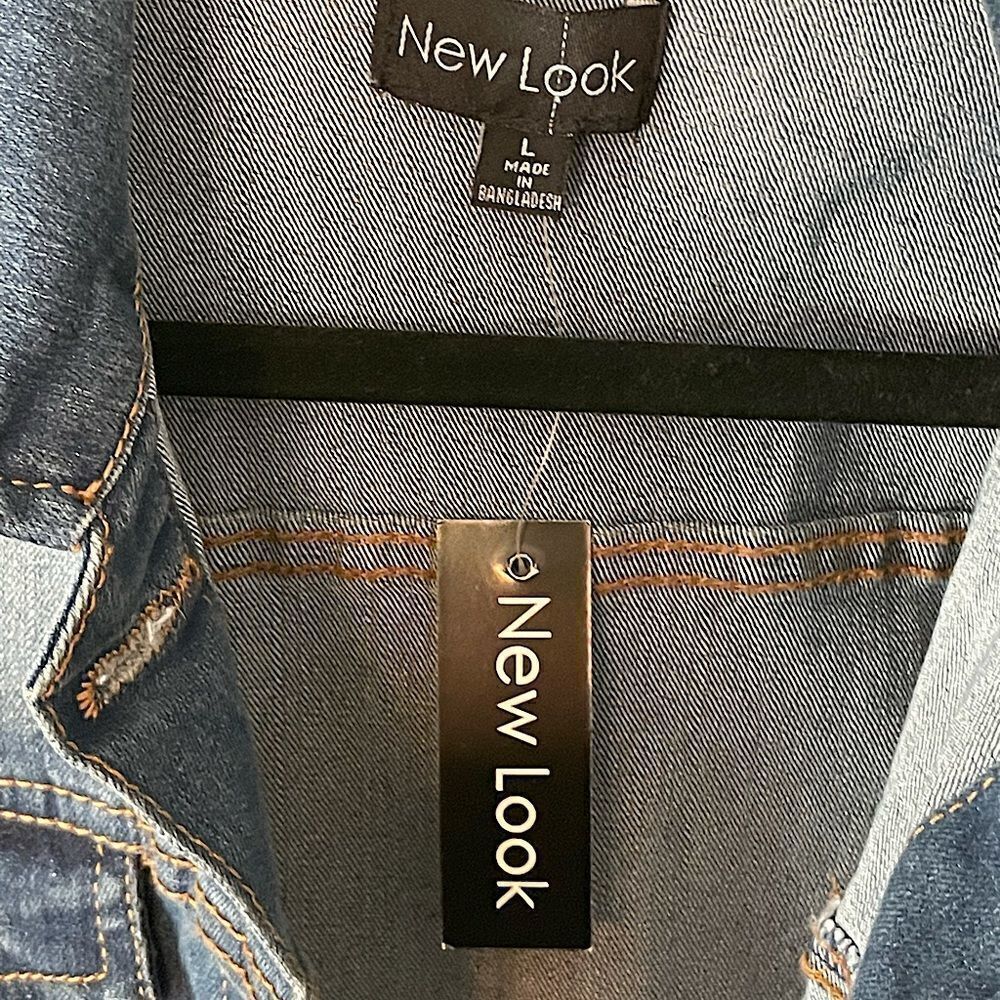 NWT! New Look Jean Jacket. Size Large. - Picture 3 of 4